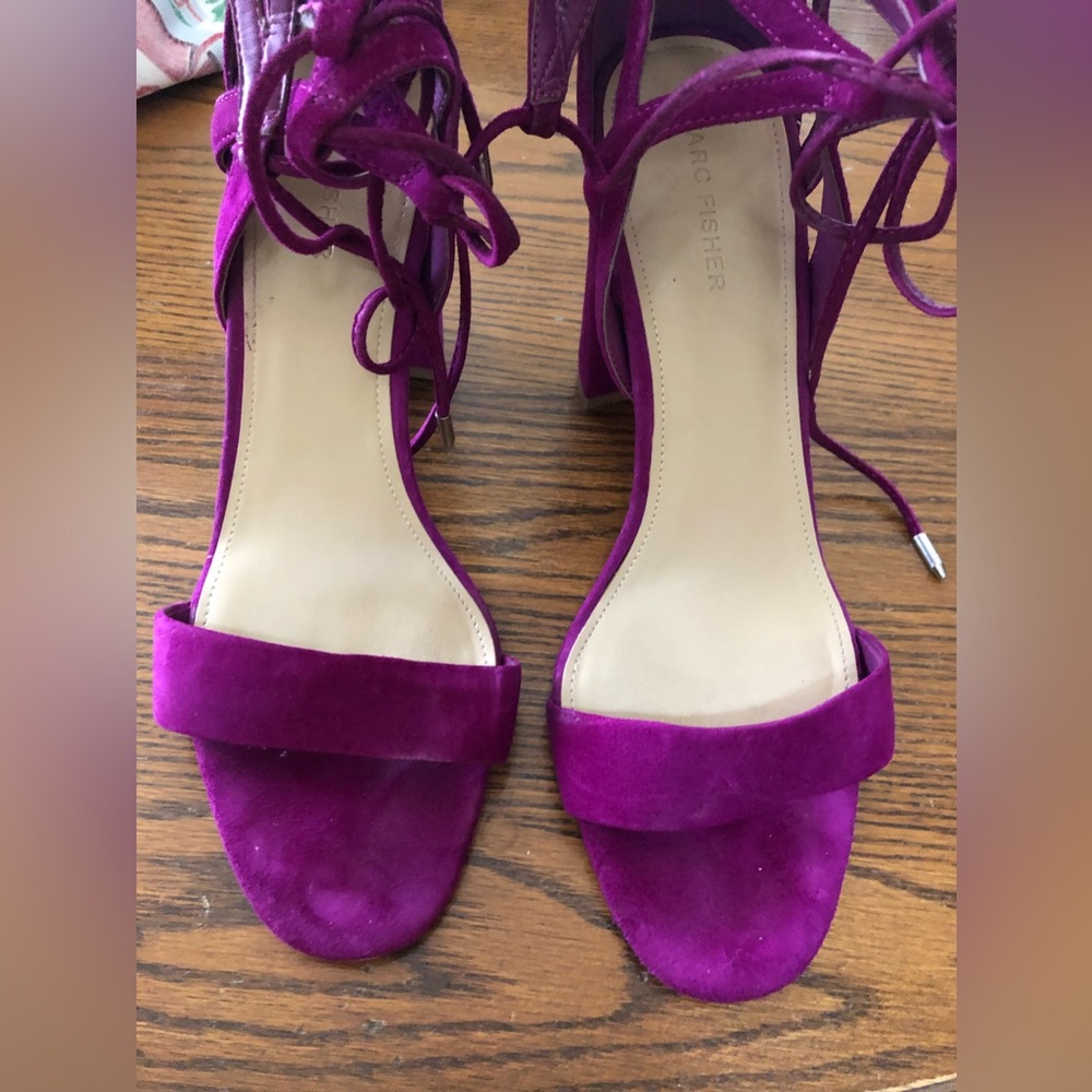 NWOT Marc Fisher Purple Suede Fatima Platform Heels Shoes 10M - Picture 2 of 4